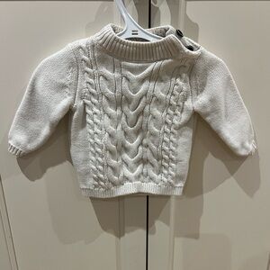 Baby gap 6-12m white Cable Knit Sweater